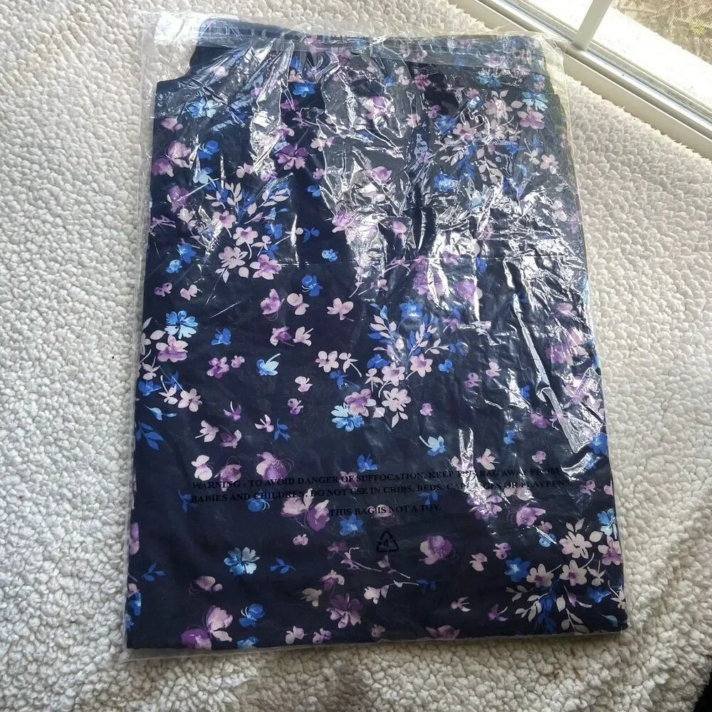 J. Jill Silky-Soft Full-Leg Crops Size XL Petite Navy Purple Floral Flowy Pants